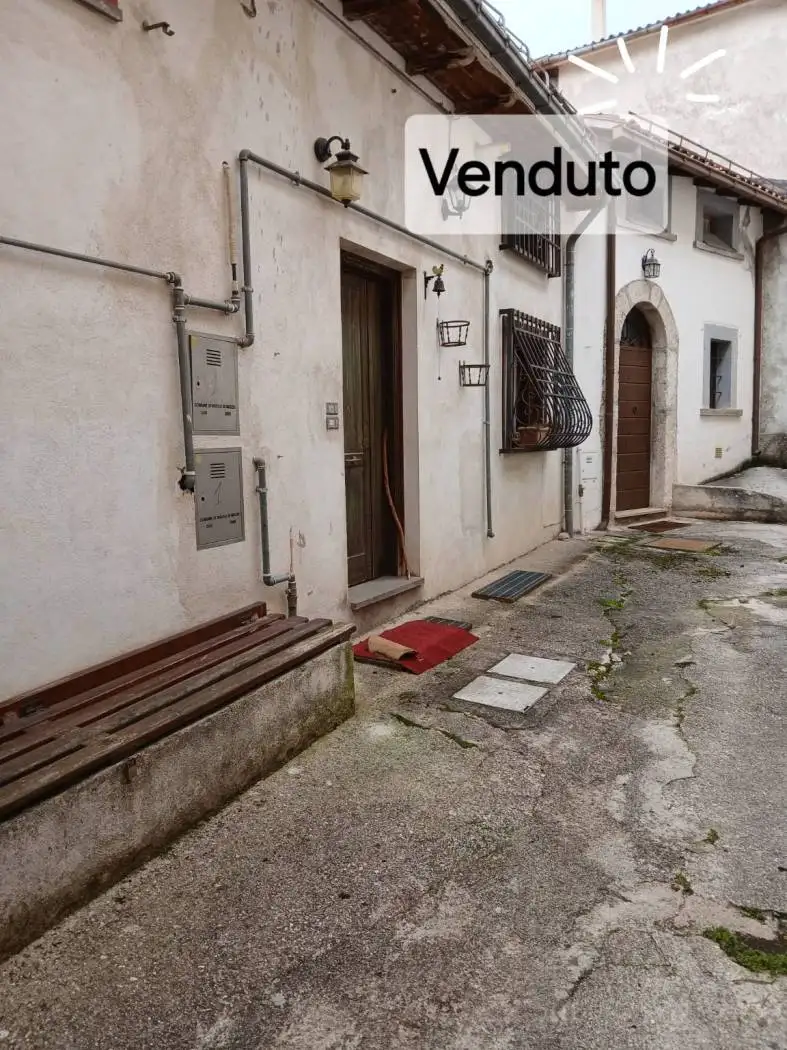 Appartamento in vendita a Rocca di Mezzo