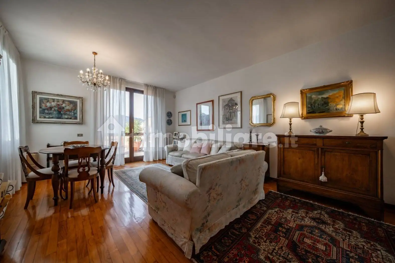 Appartamento in vendita a Lierna