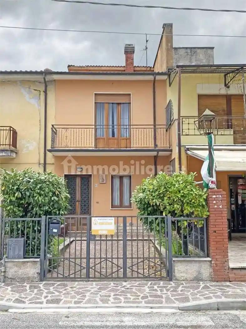 Appartamento in vendita a Civita d'Antino