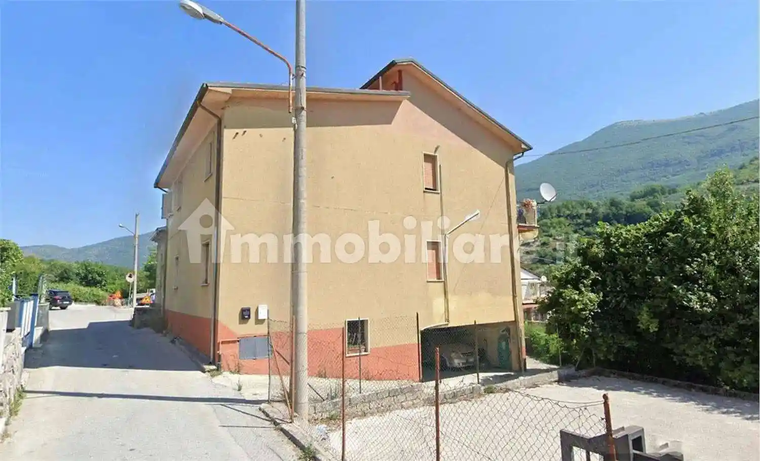 Appartamento in vendita a Civitella Roveto
