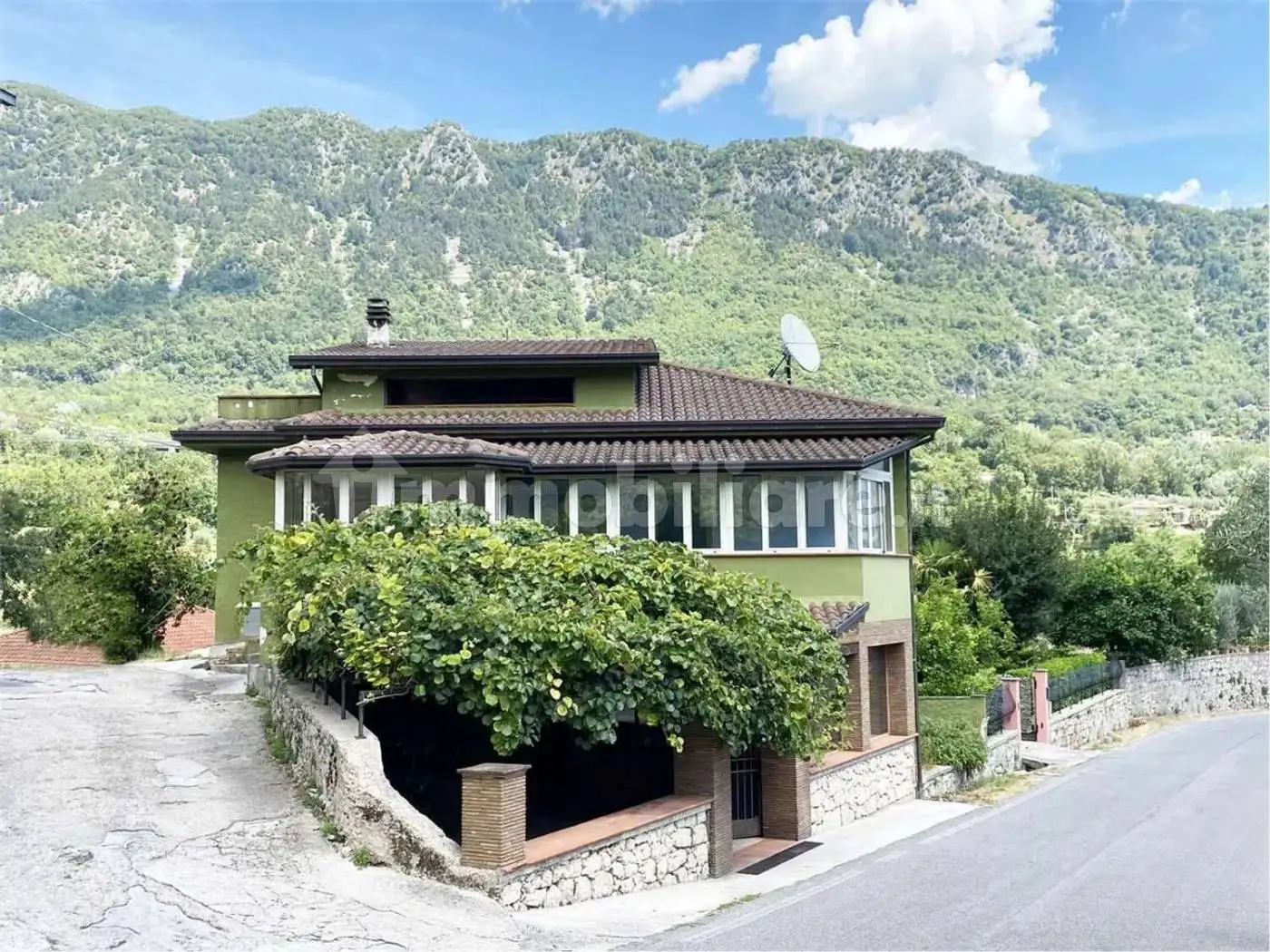 Villa in vendita a Belmonte Castello