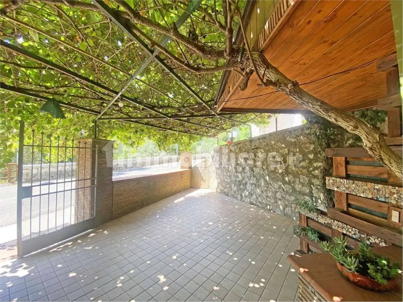 Villa unifamiliare via Forca d'Acero centro 11, Belmonte Castello - foto 5