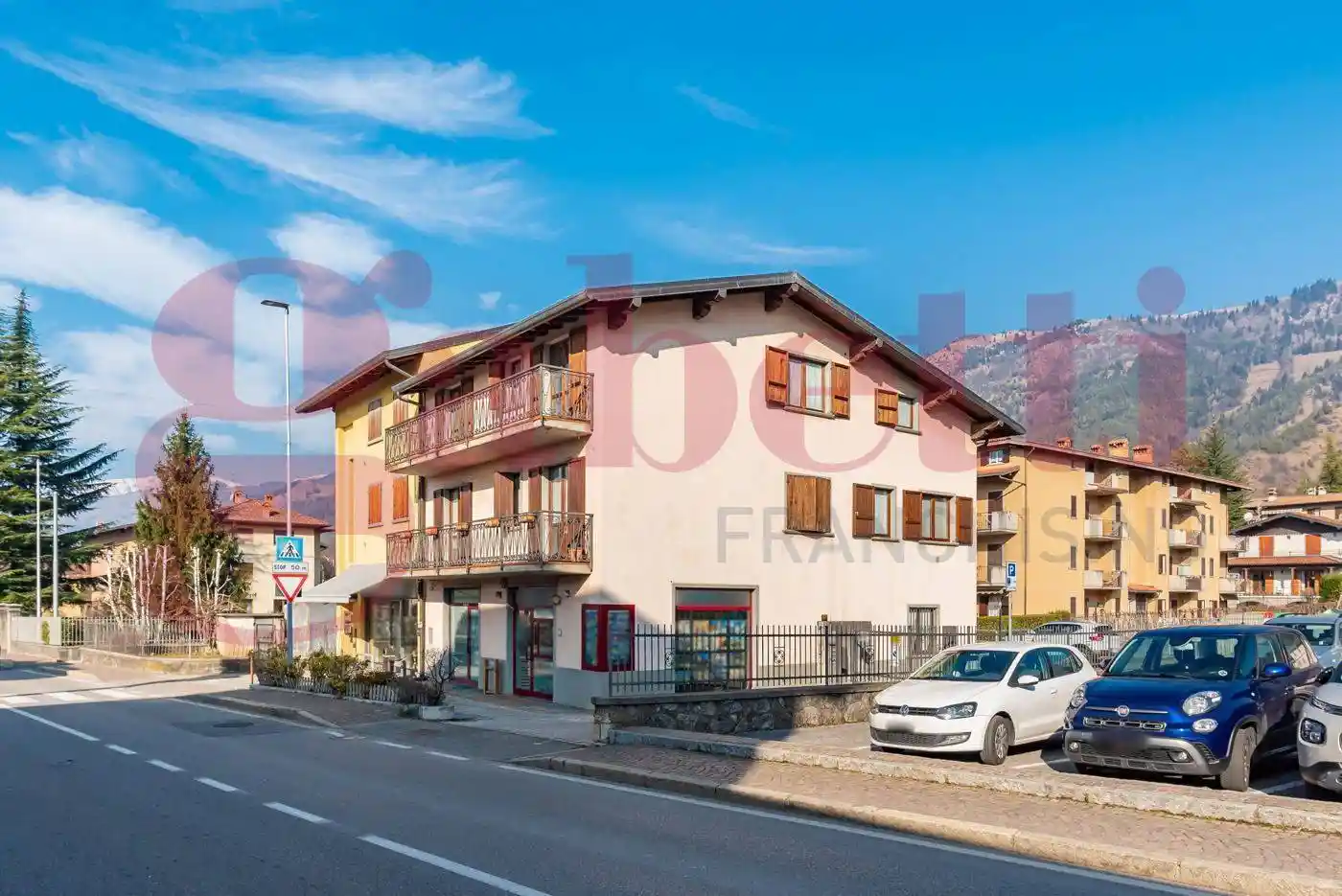 Appartamento in vendita a Rovetta