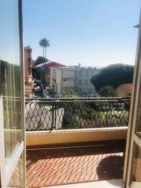 Appartamento in vendita a Varazze