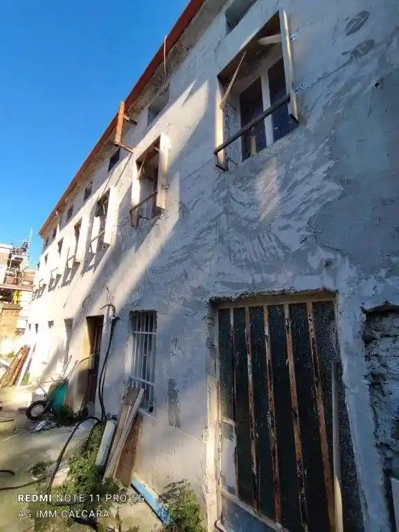 Palazzo - Edificio in vendita a Trieste