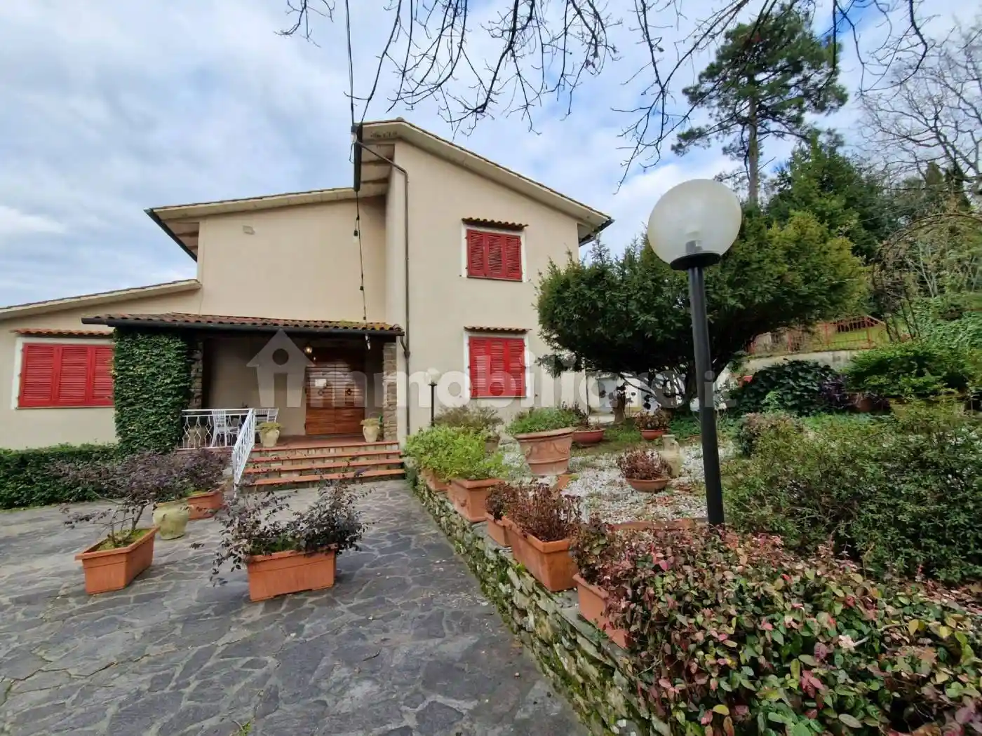 Casa indipendente in vendita a Lamporecchio