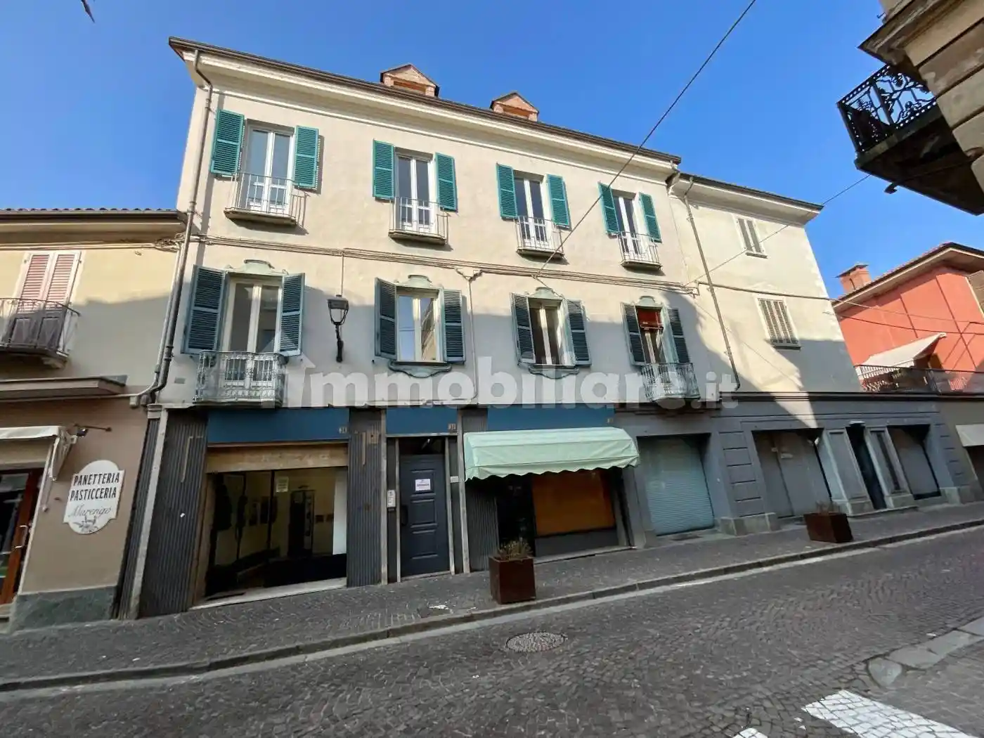 Appartamento in vendita a Busca