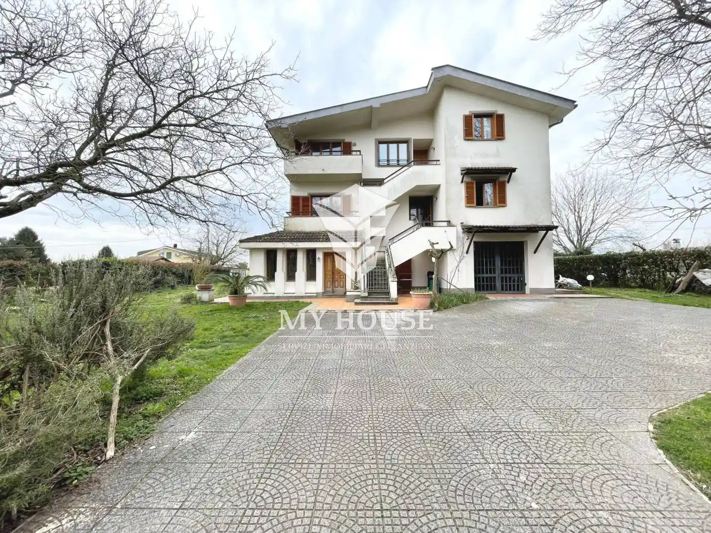 Villa in vendita a Valmontone