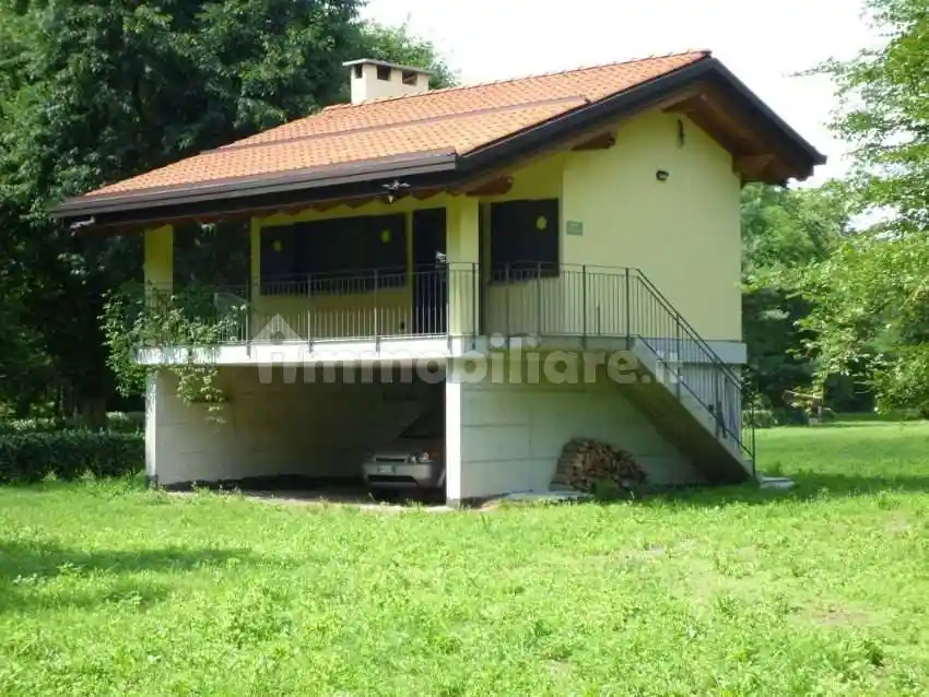 Villa in vendita a Lonate Pozzolo