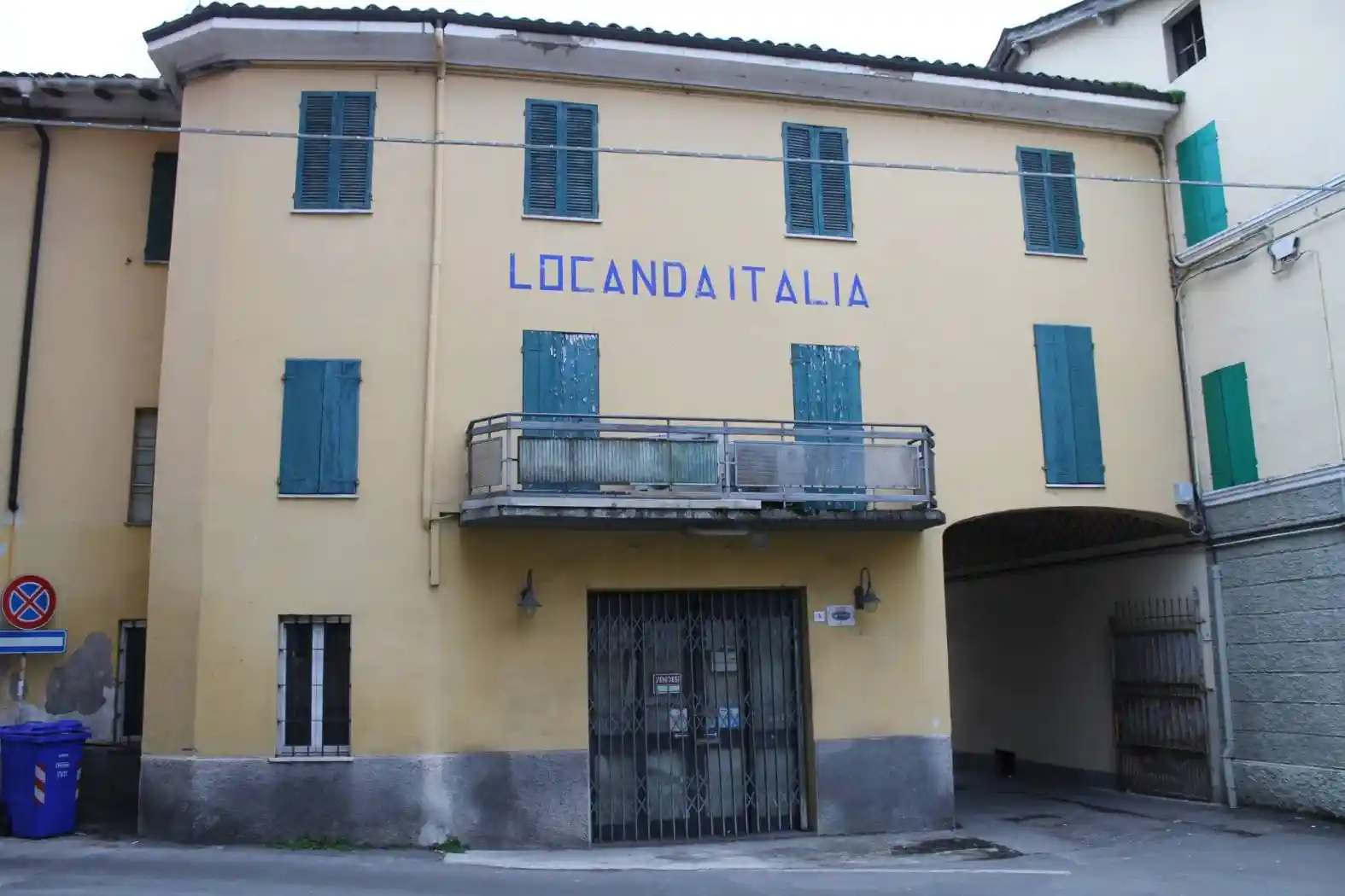 Palazzo - Edificio in vendita a Traversetolo