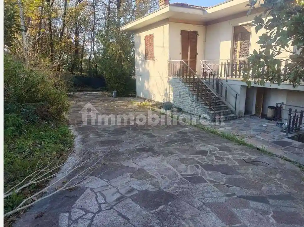 Villa in vendita a Castelnuovo Magra