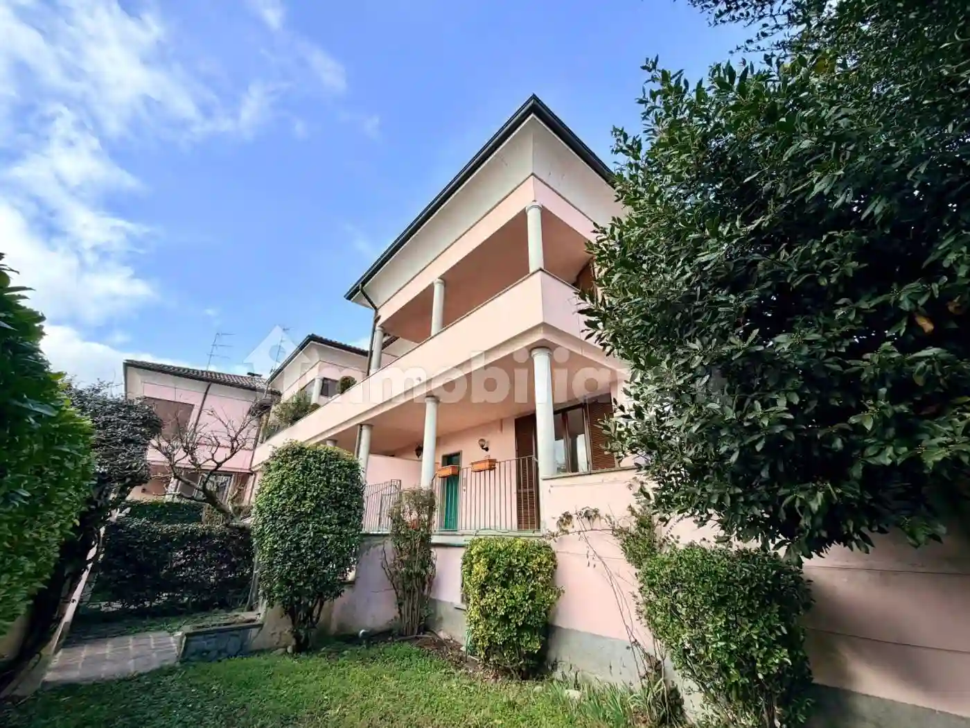 Villetta a schiera - foto 2