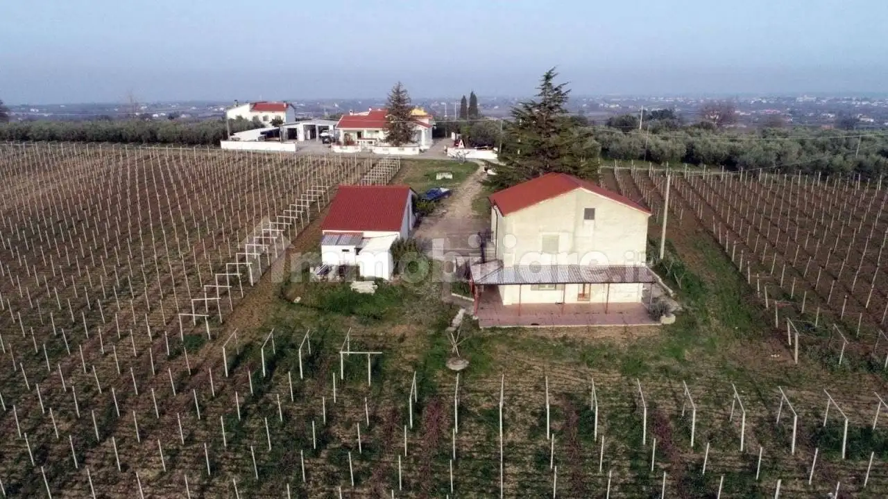 Villa in vendita a Casalbordino