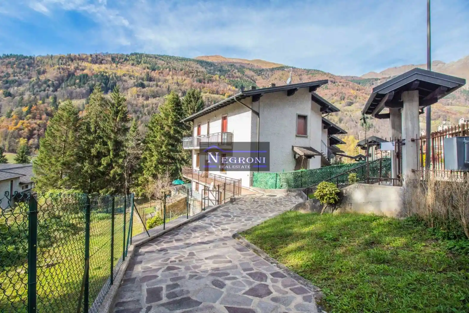 Appartamento in vendita a Gandellino