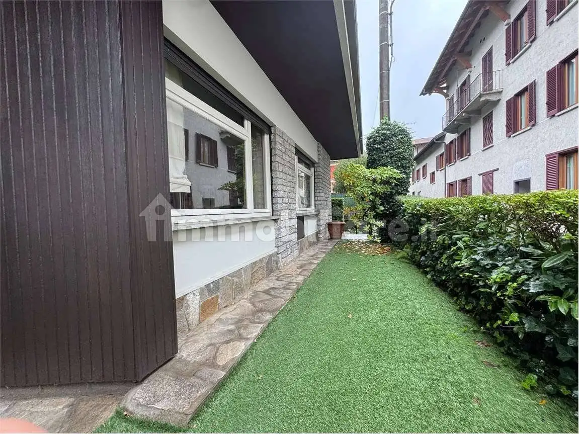 Appartamento in vendita a Premeno