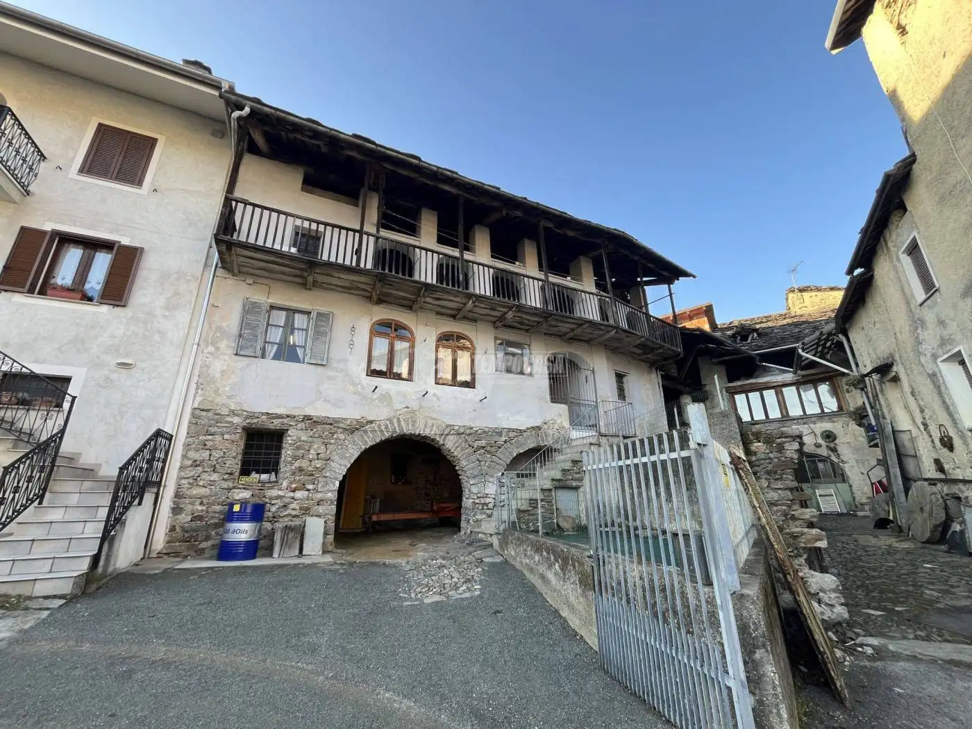 Casa indipendente in vendita a Brosso