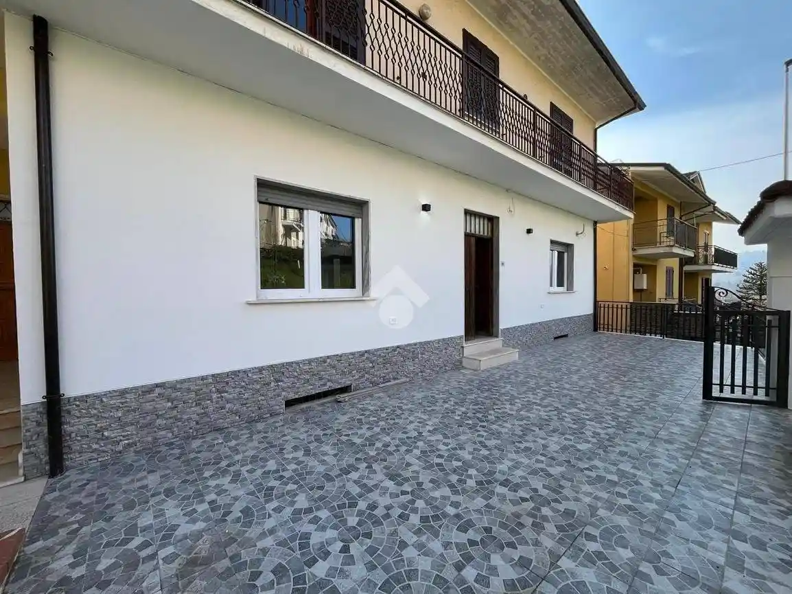 Quadrilocale via Santa Lucia 40, Tufo - foto 2