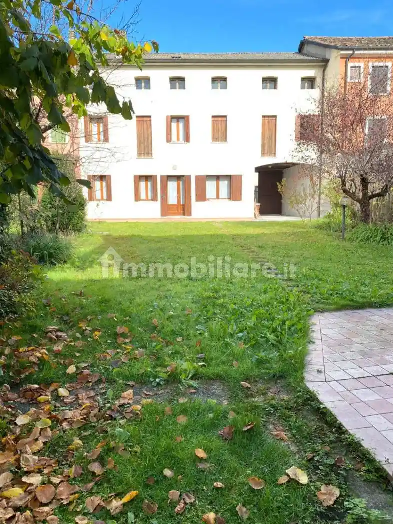 Casa indipendente in vendita a Moriago della Battaglia