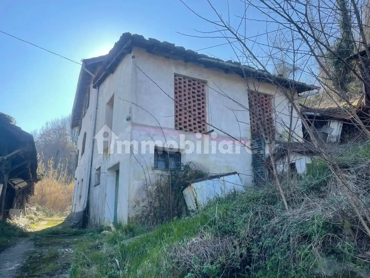 Rustico - Casale in vendita a Ceranesi