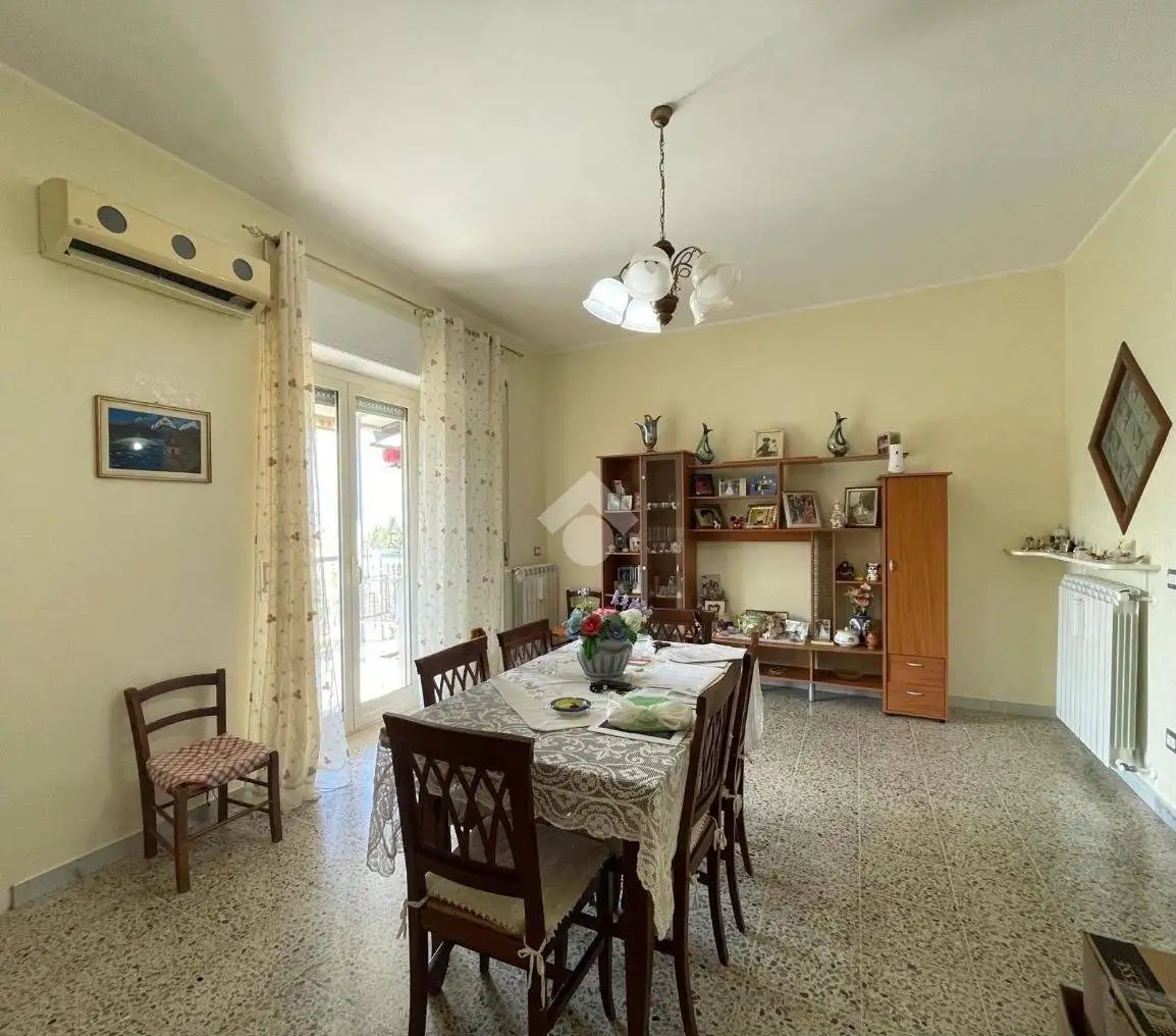 Trilocale via Guido librandi 70, Centro, Castiglione Cosentino - foto 3