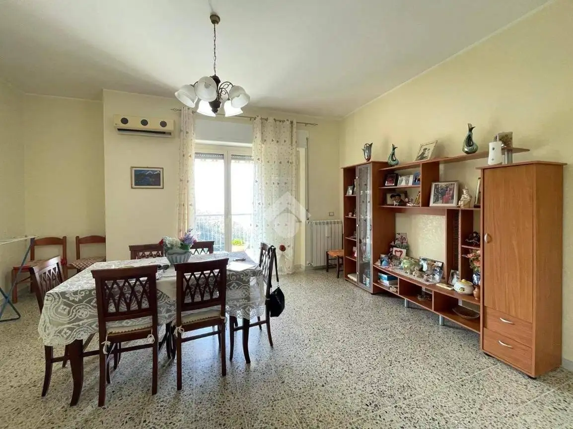 Trilocale via Guido librandi 70, Centro, Castiglione Cosentino - foto 4