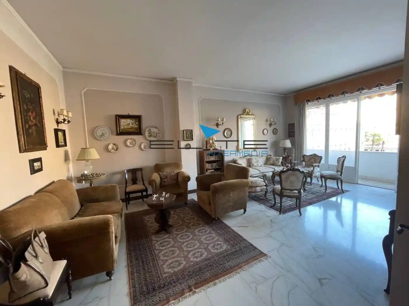 Appartamento piazza Della Rinascita 13, Piazza Salotto - Corso Umberto, Pescara - foto 2