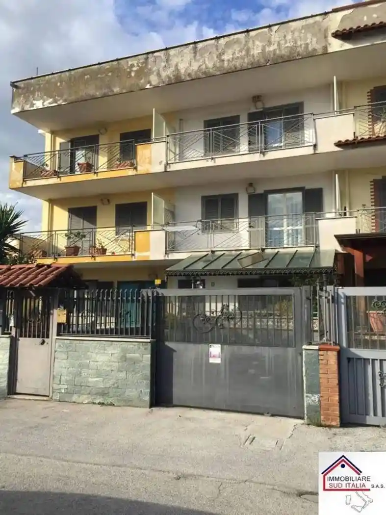Villa in vendita a Giugliano in Campania