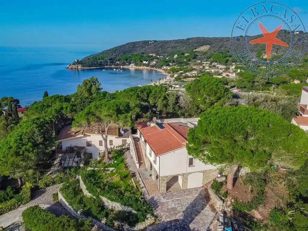 Casa indipendente in vendita a Marciana