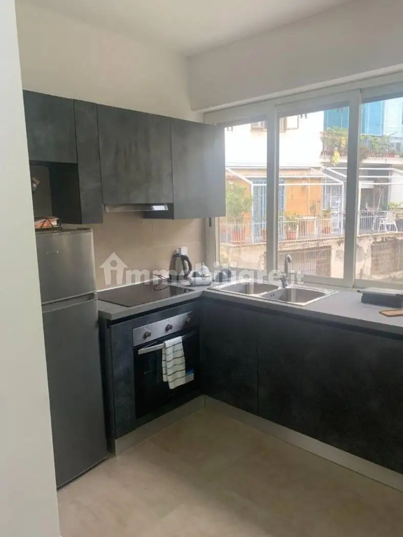 Appartamento in affitto a Napoli