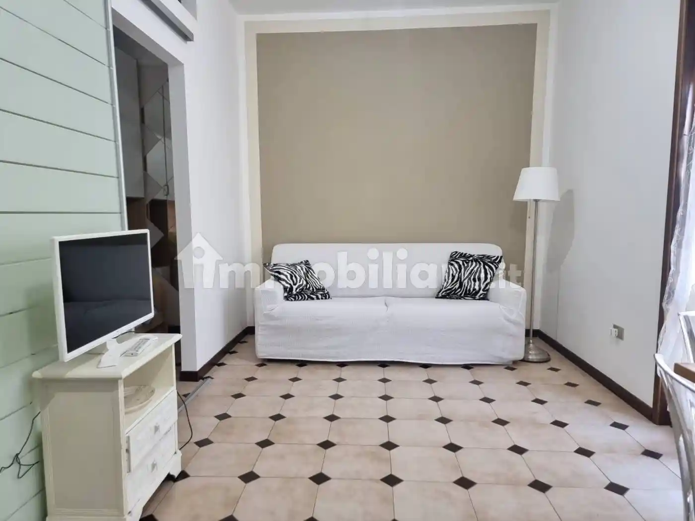 Appartamento in affitto a Viareggio