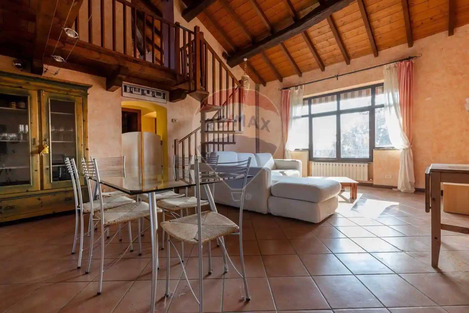 Appartamento in vendita a Ispra