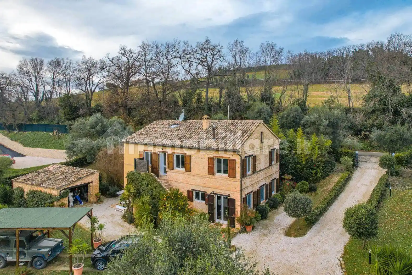 Rustico - Casale in vendita a Montecosaro