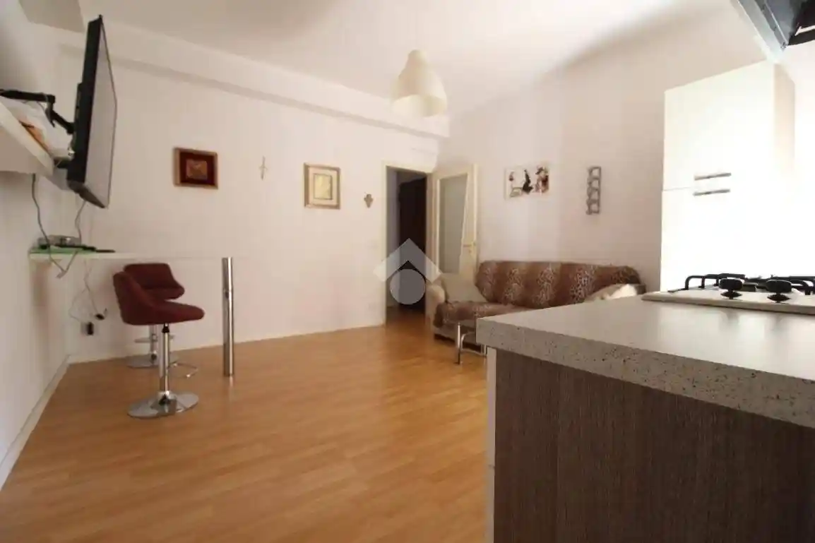 Trilocale via Magna Grecia, Centro Storico, Reggio Calabria - foto 2