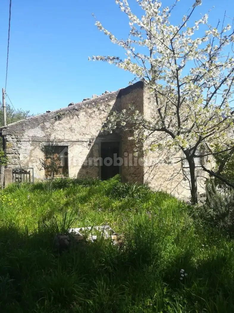 Rustico - Casale in vendita a Sant'Angelo di Brolo