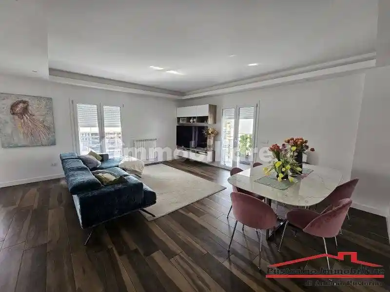 Quadrilocale viale Pio XI 205, Modena - San Giorgio Extra, Reggio Calabria - foto 4