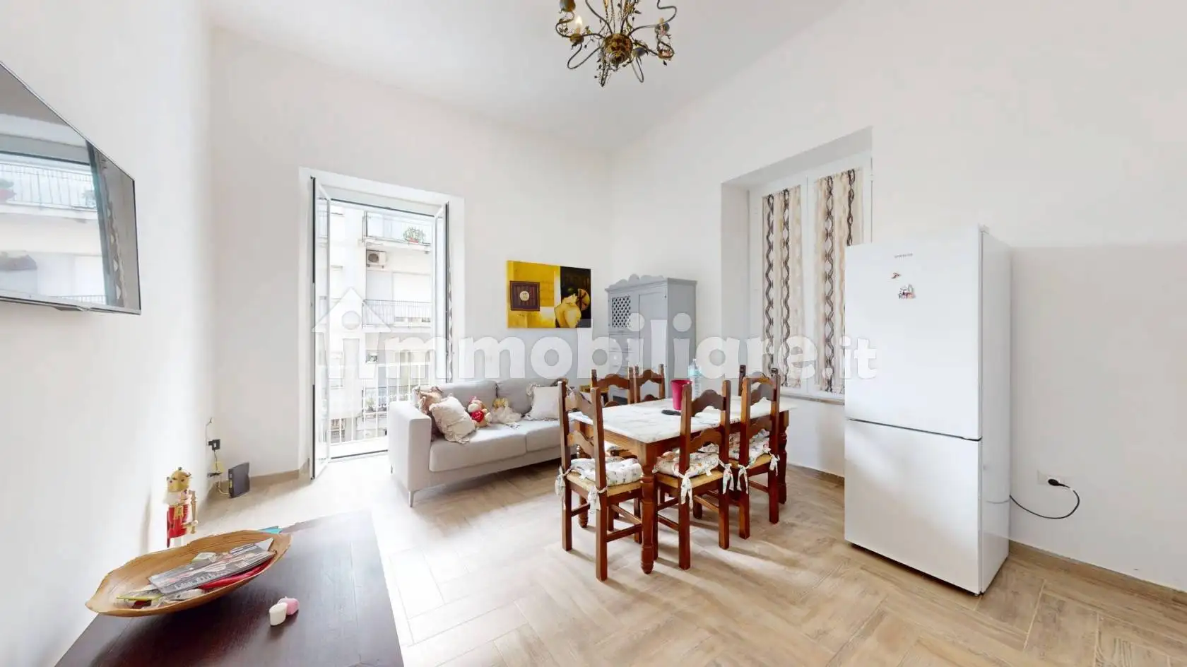 Appartamento in vendita a Napoli