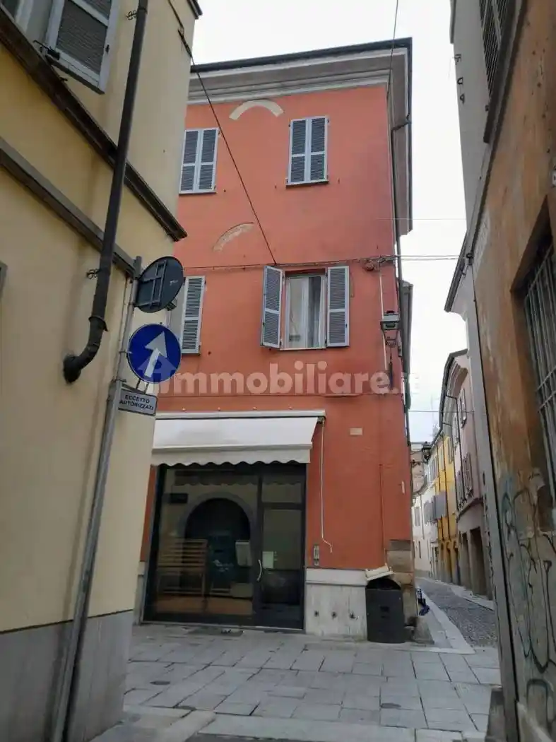 Villa in vendita a Piacenza