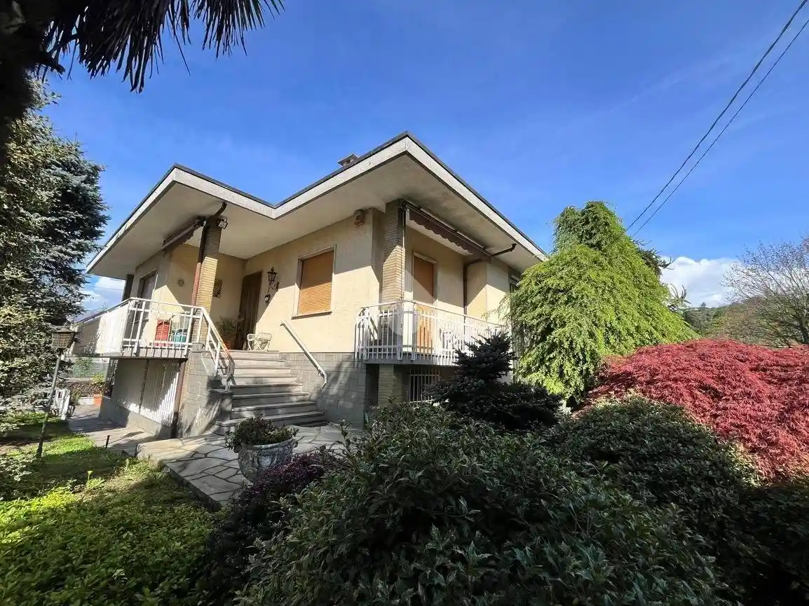 Villa in vendita a Castellamonte