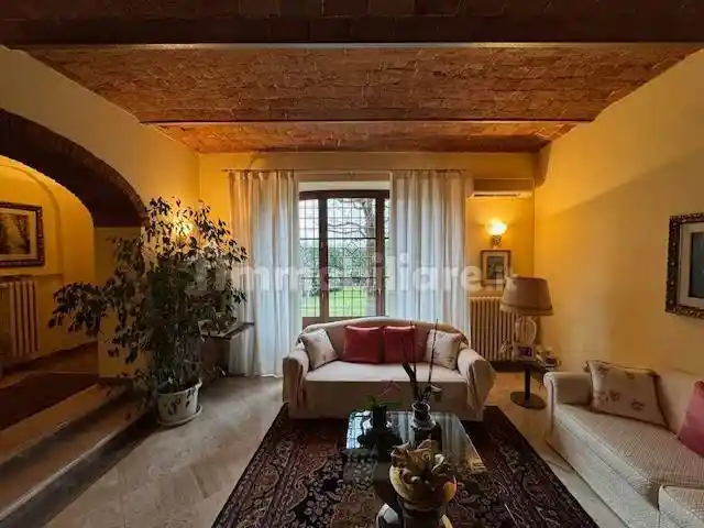 Villa in vendita a Prato