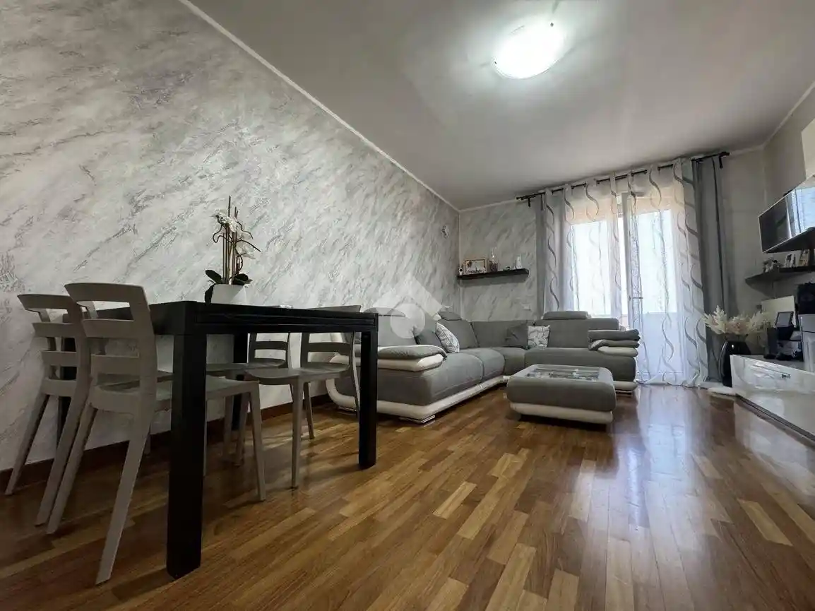 Appartamento in vendita a Romentino