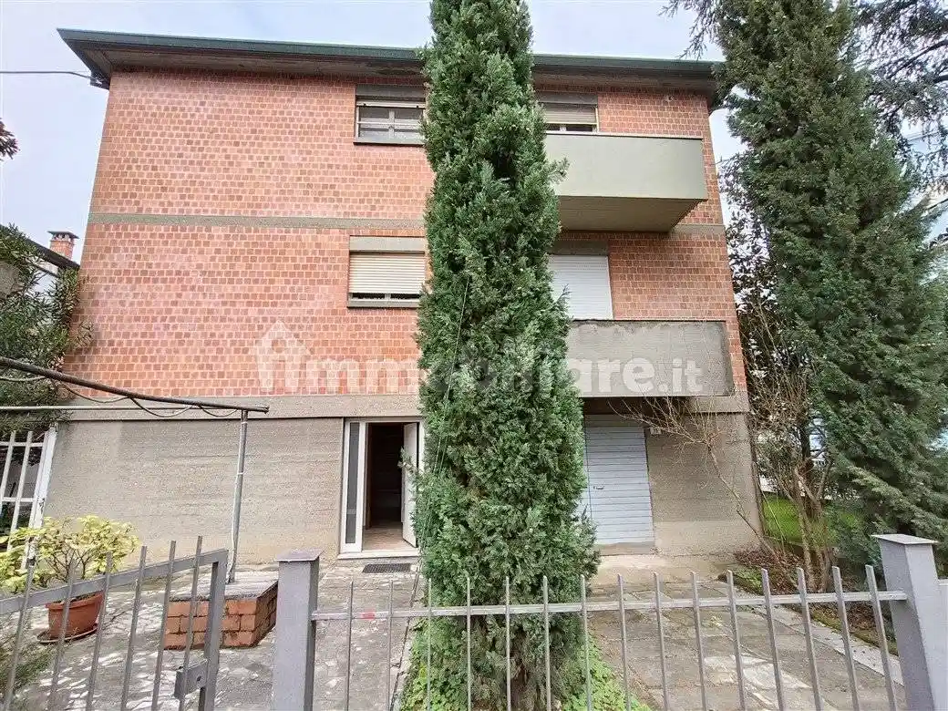 Villa in vendita a Lugo