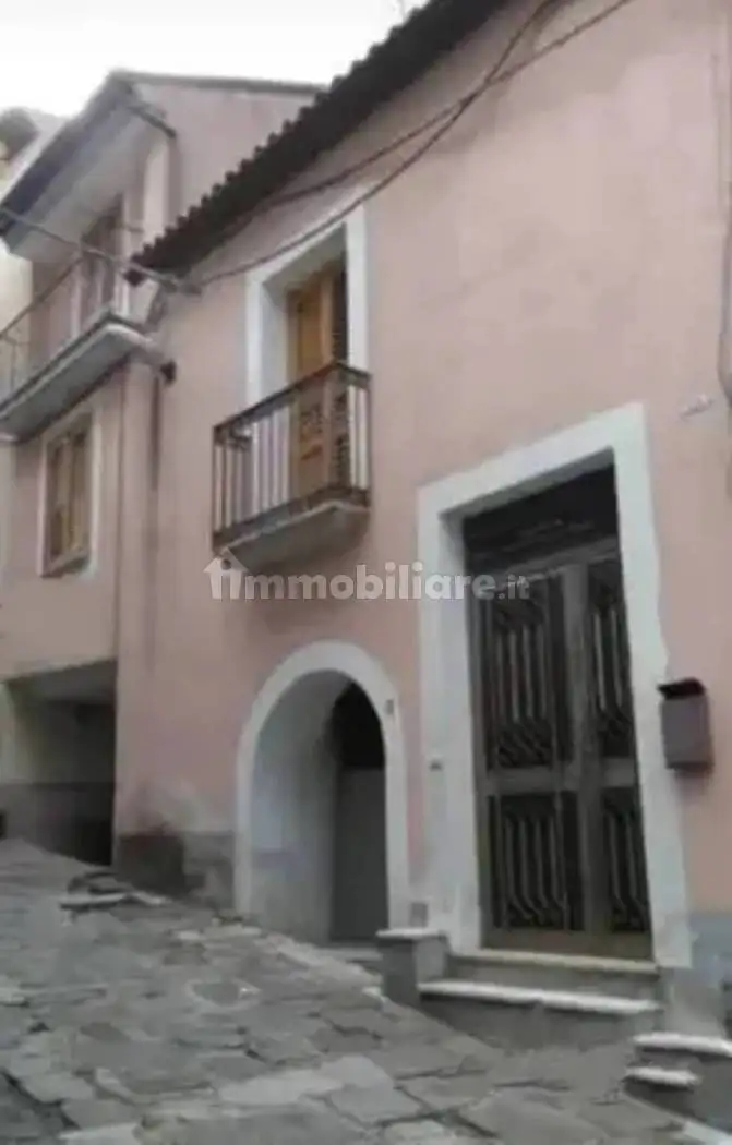 Casa indipendente in vendita a Tramutola