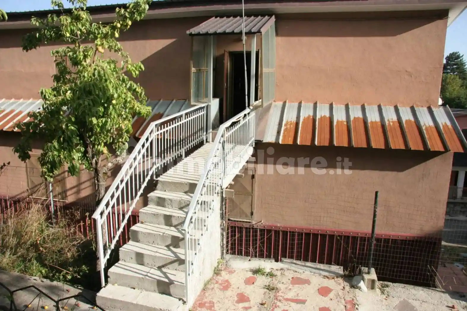 Terratetto unifamiliare via I Maggio, Camigliatello Silano, Spezzano della Sila - foto 3