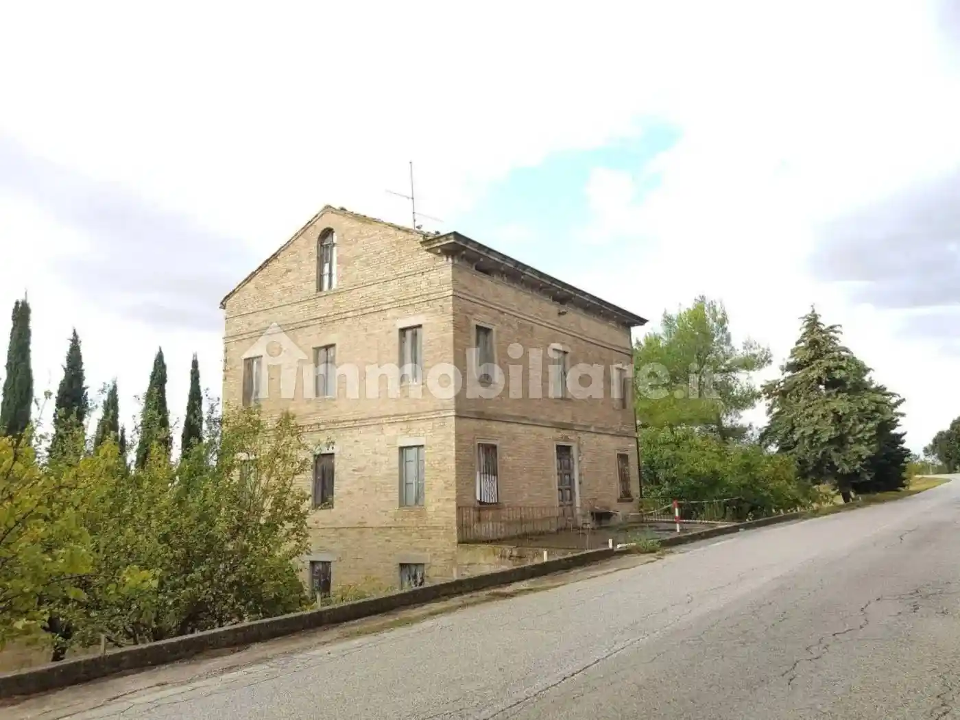 Rustico - Casale in vendita a Grottazzolina