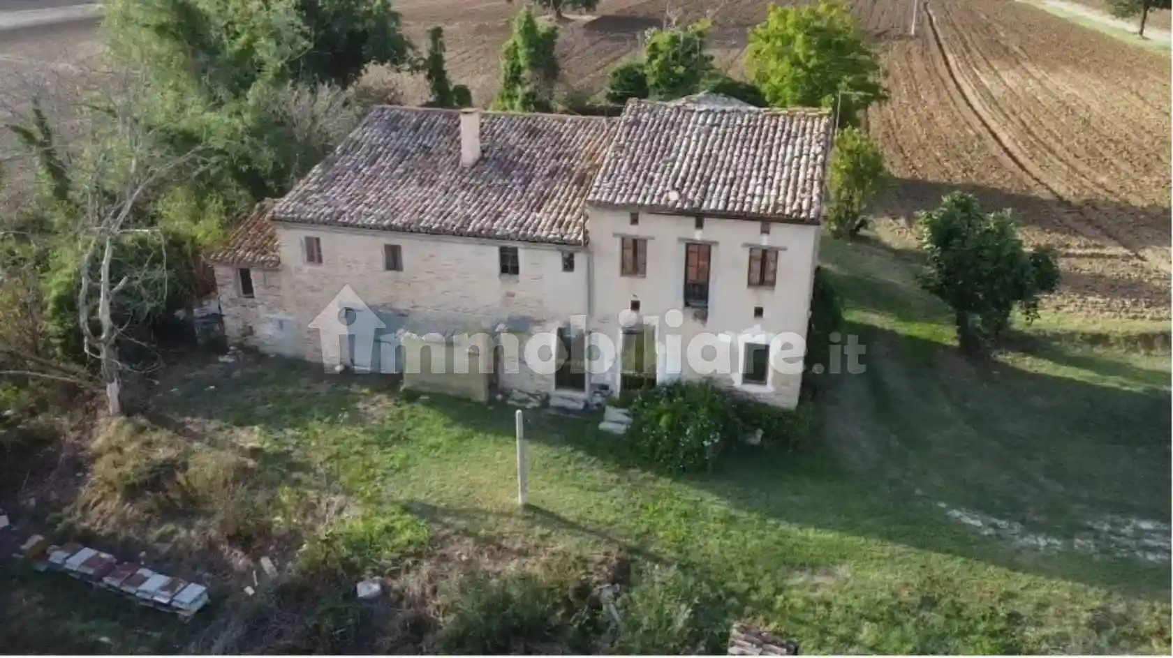 Rustico - Casale in vendita a Santa Maria Nuova