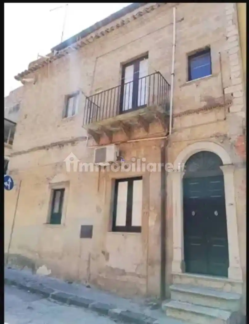 Casa indipendente in vendita a Niscemi