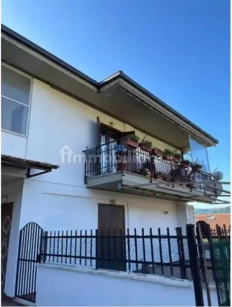 Appartamento in vendita a Petrella Salto