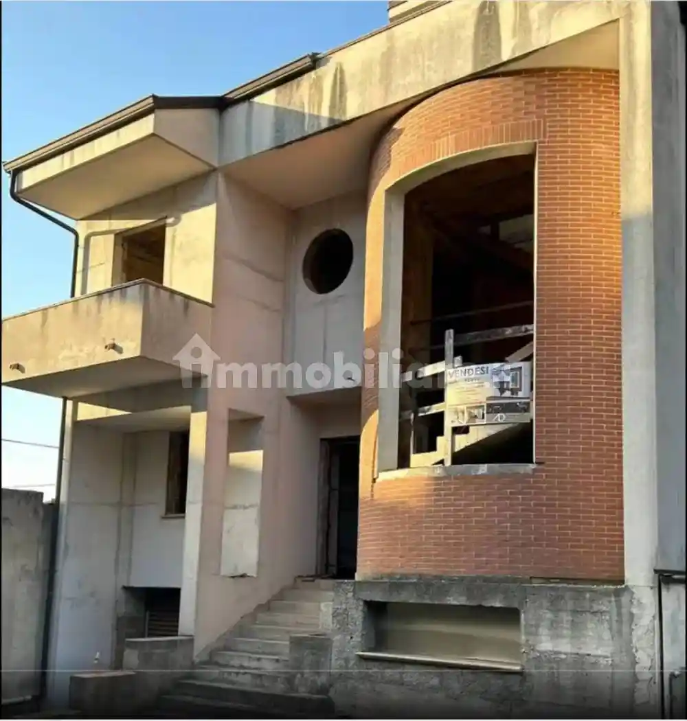 Villa unifamiliare via Filippo Brunelleschi, Cittanova - foto 3