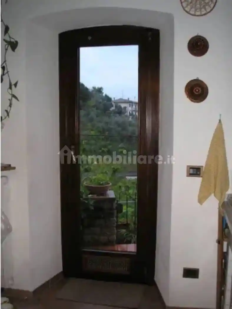 Casa indipendente in vendita a Uzzano