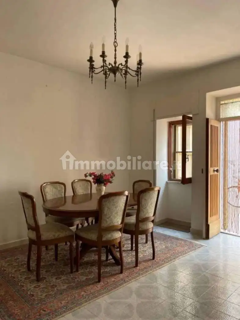 Casa indipendente in vendita a Collarmele